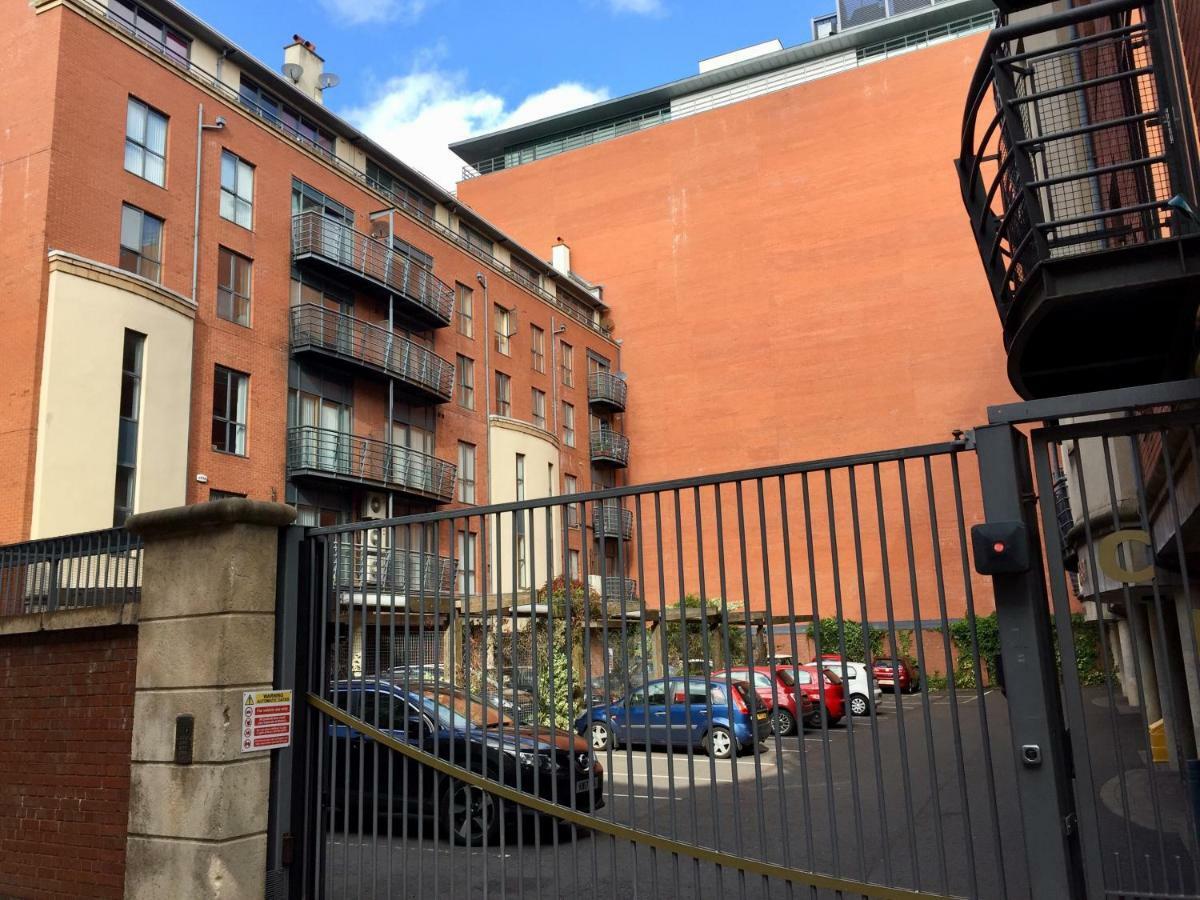 City Centre Belfast Free Parking Esterno foto