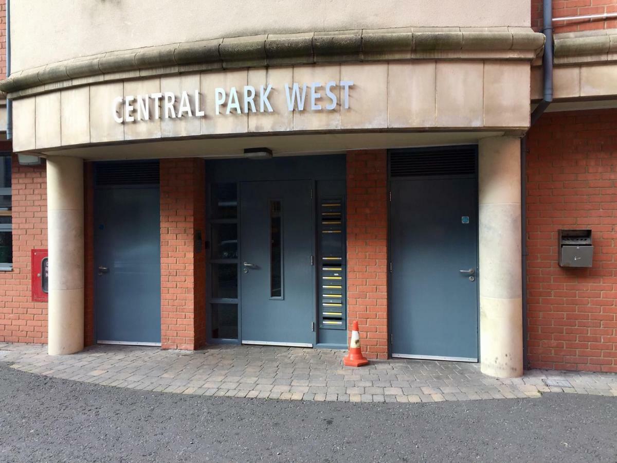 City Centre Belfast Free Parking Esterno foto